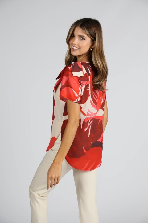 Tunique n�ud � l'�paule