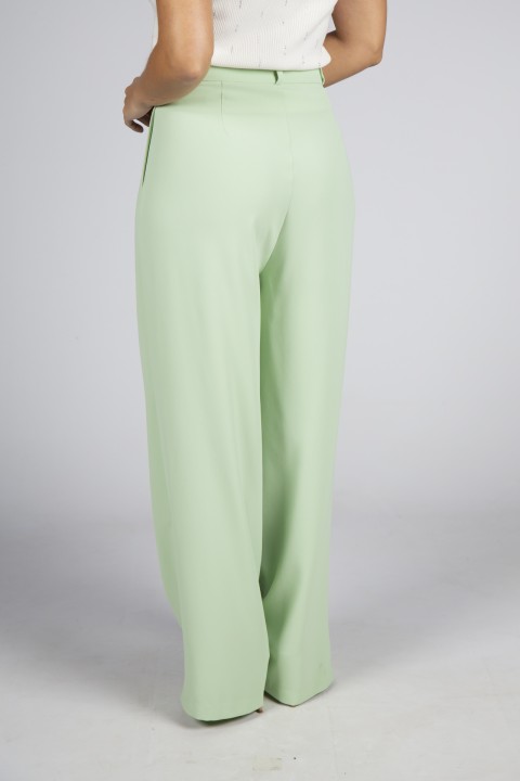 Wide leg trousers Wide leg trousers