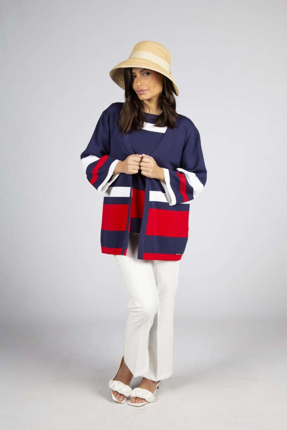 Knitted cardigan with 3/4 sleeves