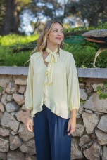 082 Butter Yellow 082 Butter Yellow