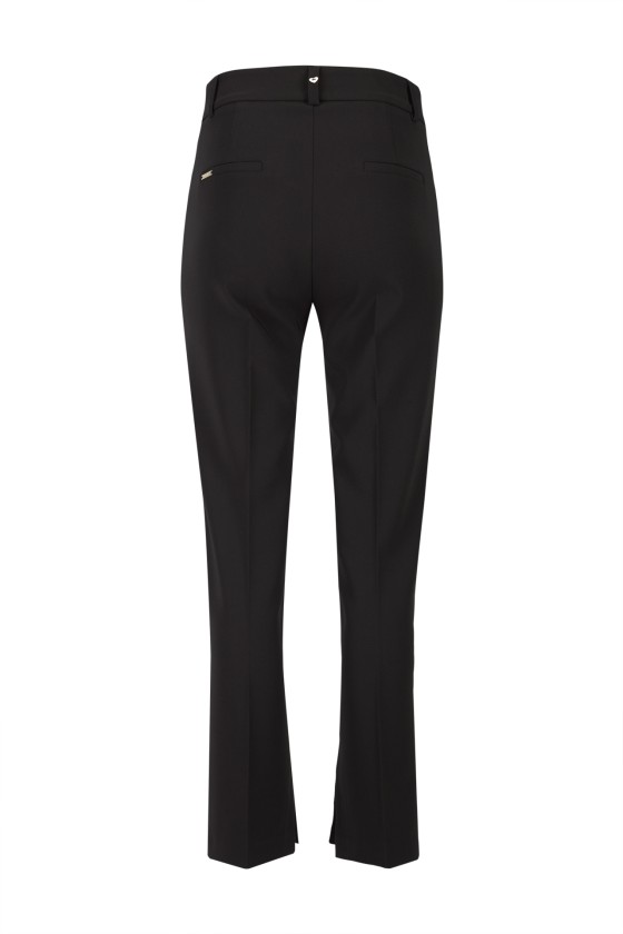 Straight-cut trousers with eyelets