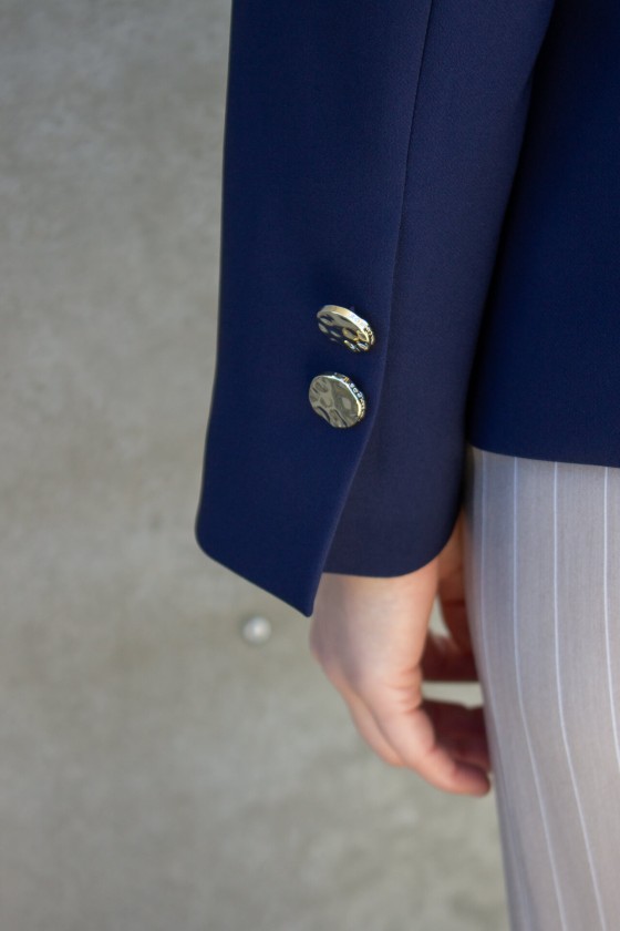 Classic-fit blazer