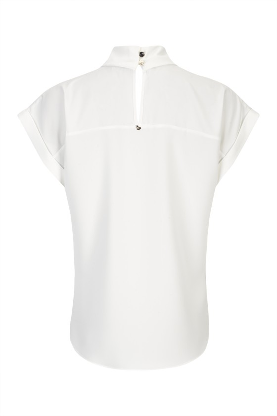Blouse with a twisted collar