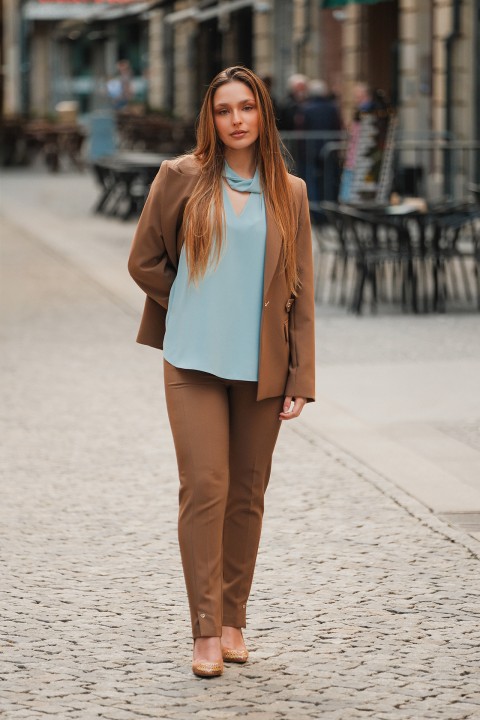 Classic cut trousers