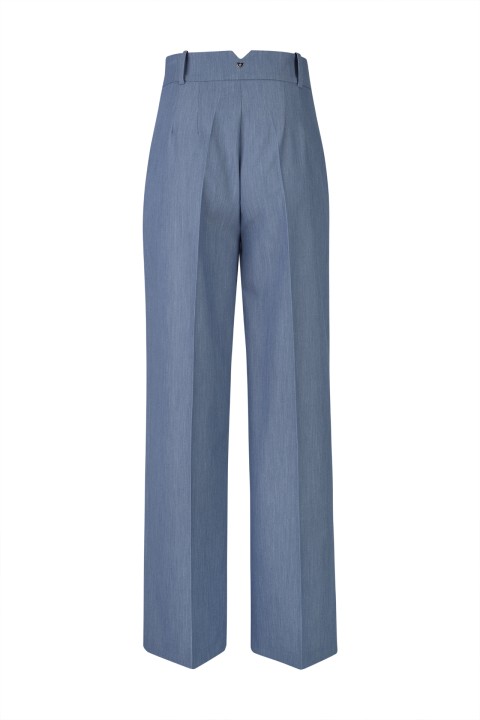 Trousers with silver buttons Trousers with silver buttons