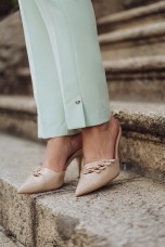 Classic cut trousers
