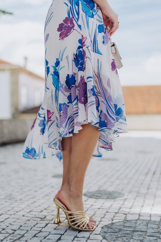 Vestido gola drapeada