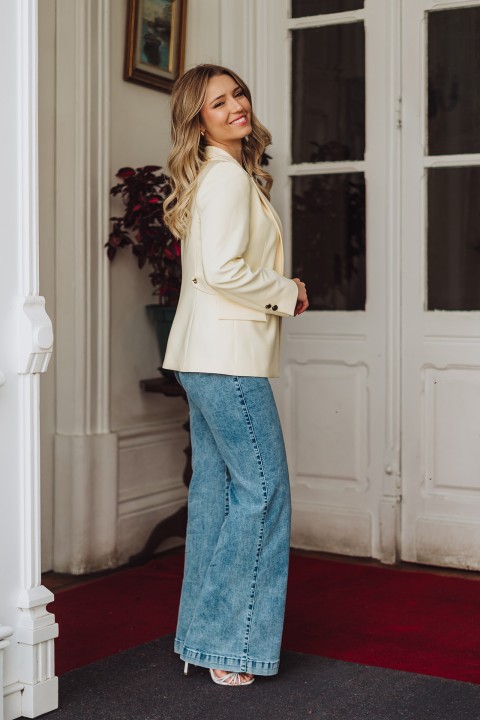 Jean �vas�