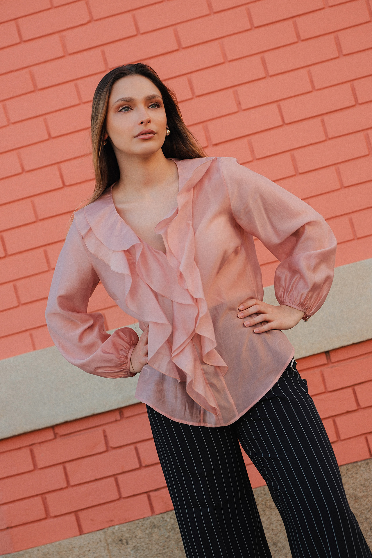 Atelier blouse with front ruffles