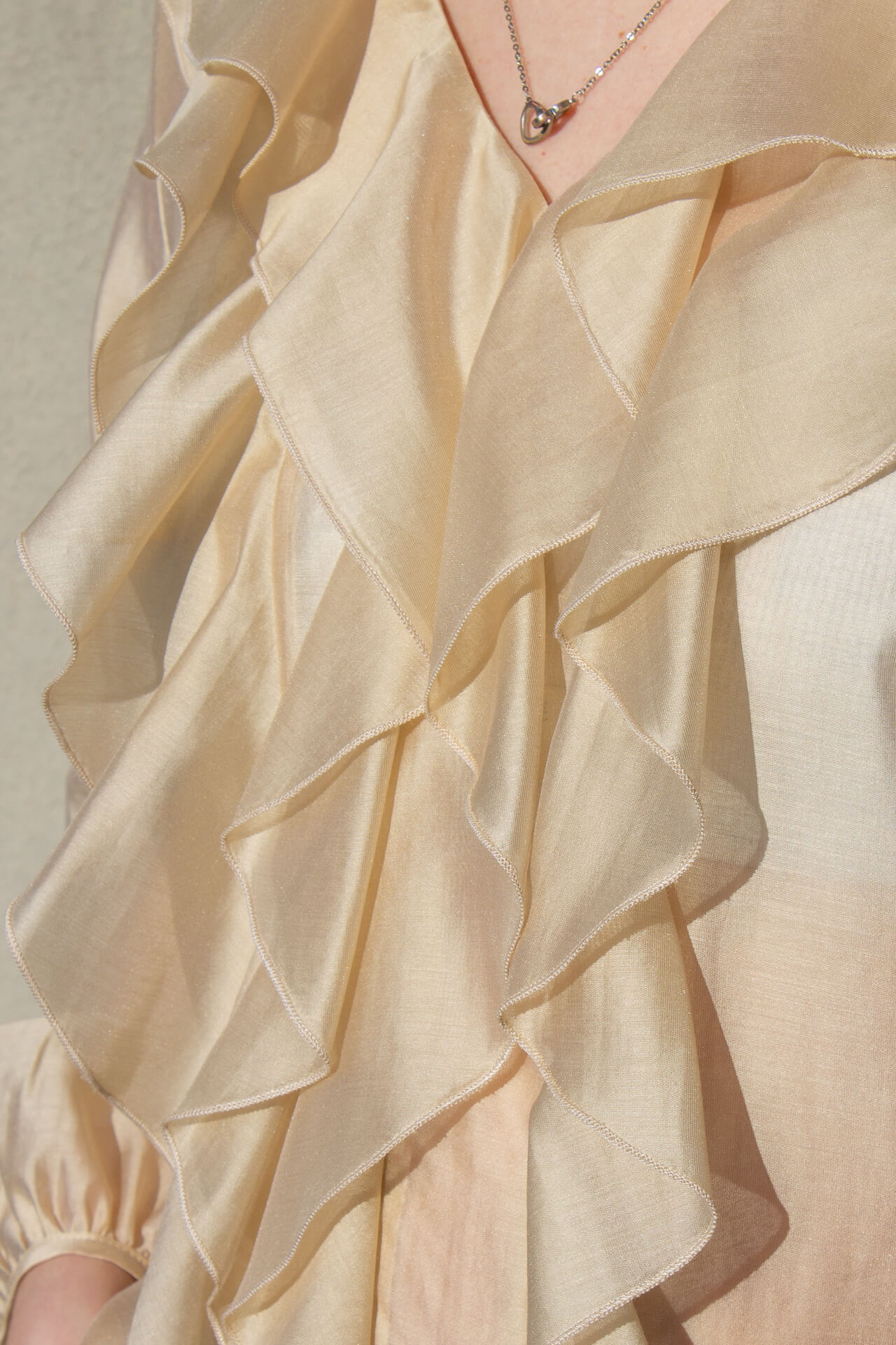 Atelier blouse with front ruffles