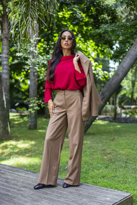 Wide-leg pants