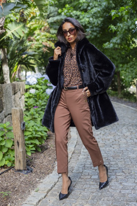 Printed blouse with a ruffled collar