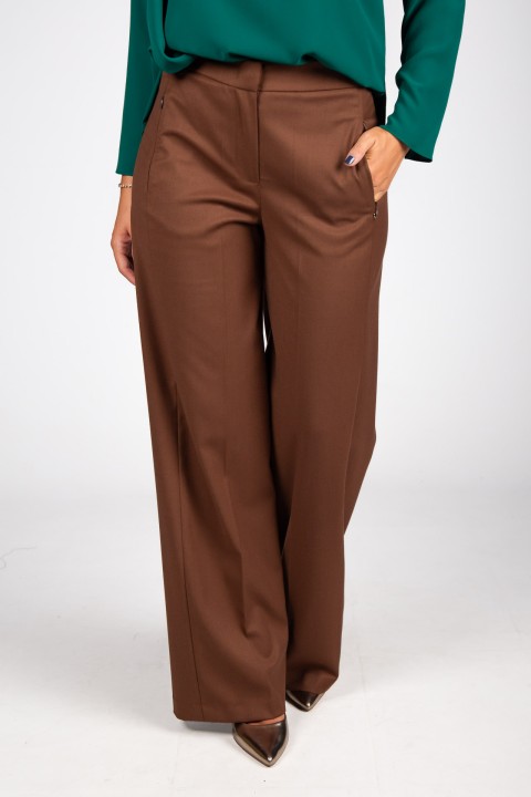 Wide-leg pants