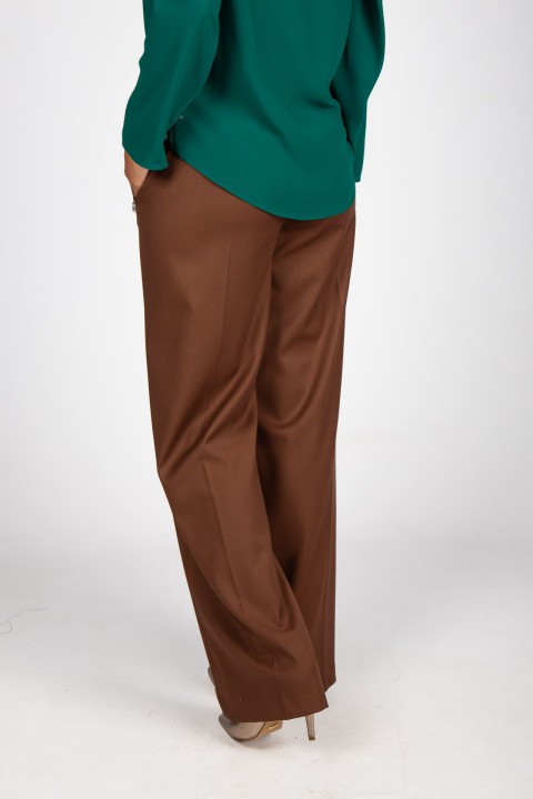 Wide-leg pants
