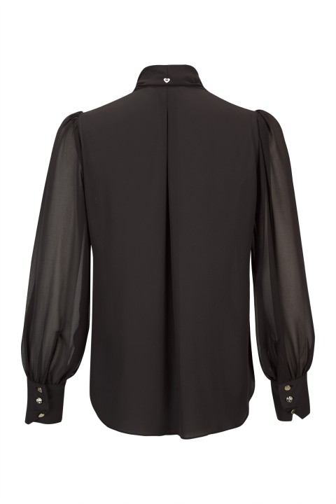 Tunic with a bow