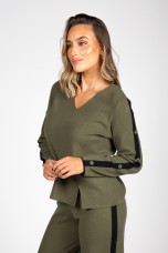 Knit sweater with stripe and buttons