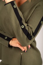 Knit sweater with stripe and buttons