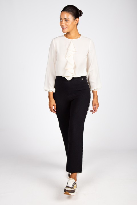 Knitted trousers with houndstooth stripe Knitted trousers with houndstooth stripe