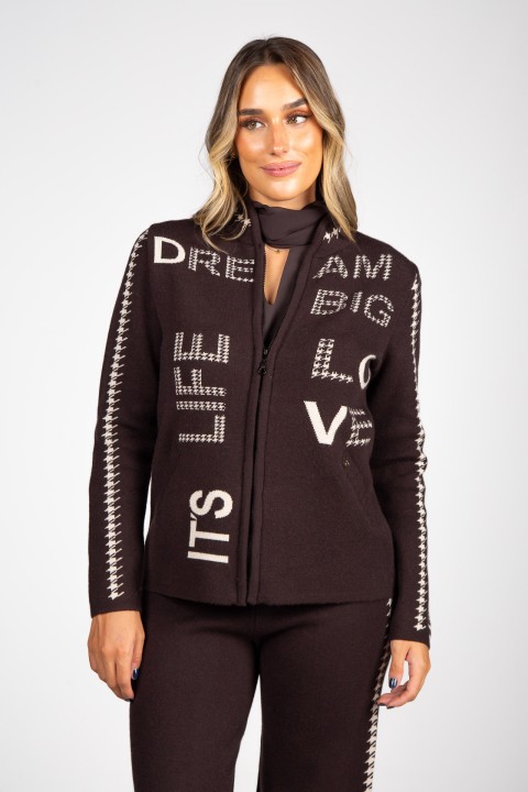 Knitted jacket with jacquard lettering
