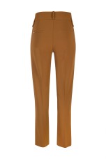 Trousers with pockets and flaps