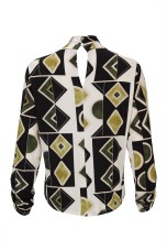 Twisted collar sweater