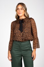 Ruffled blouse with bow