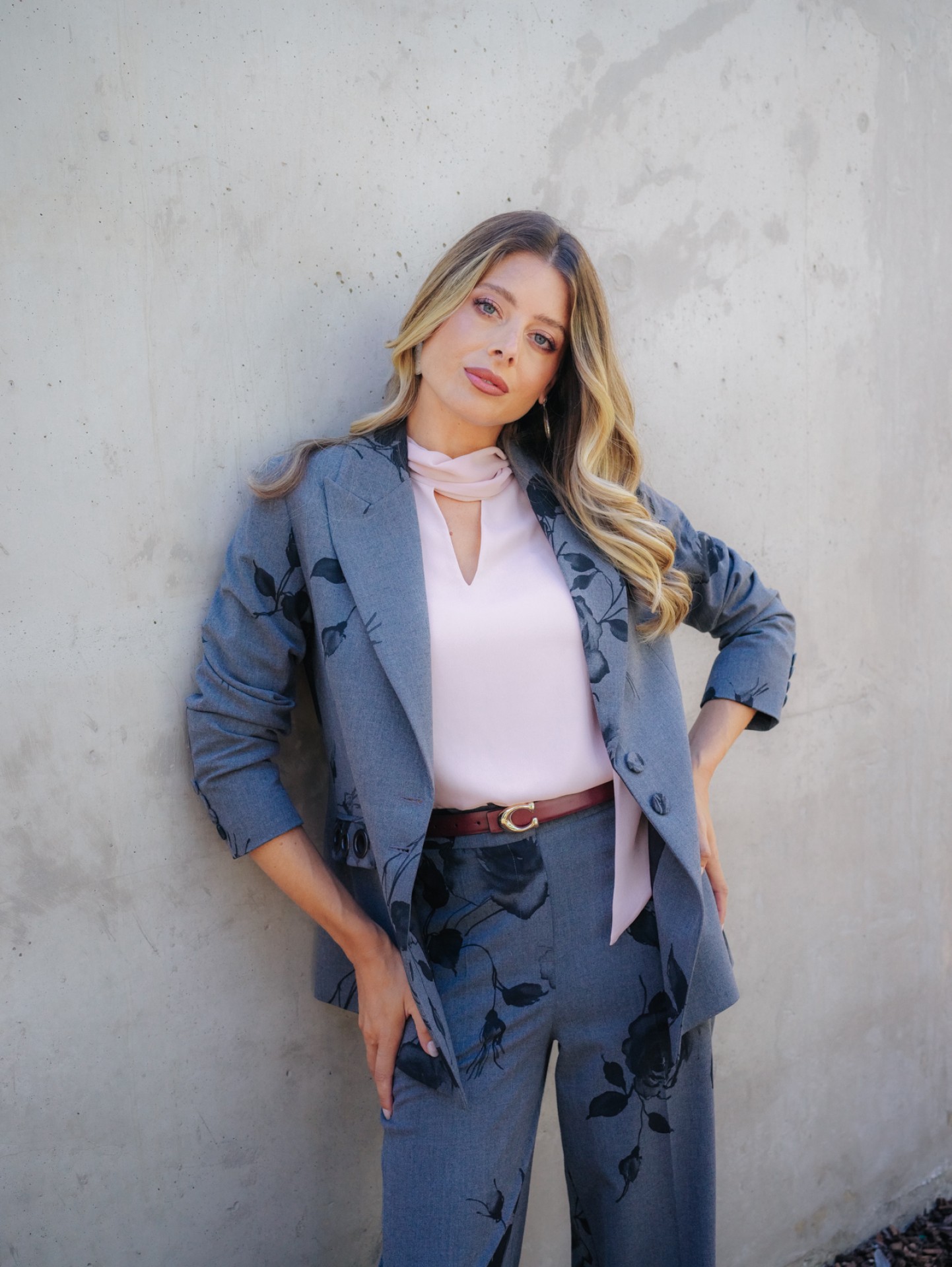 Maxi blazer with eyelets