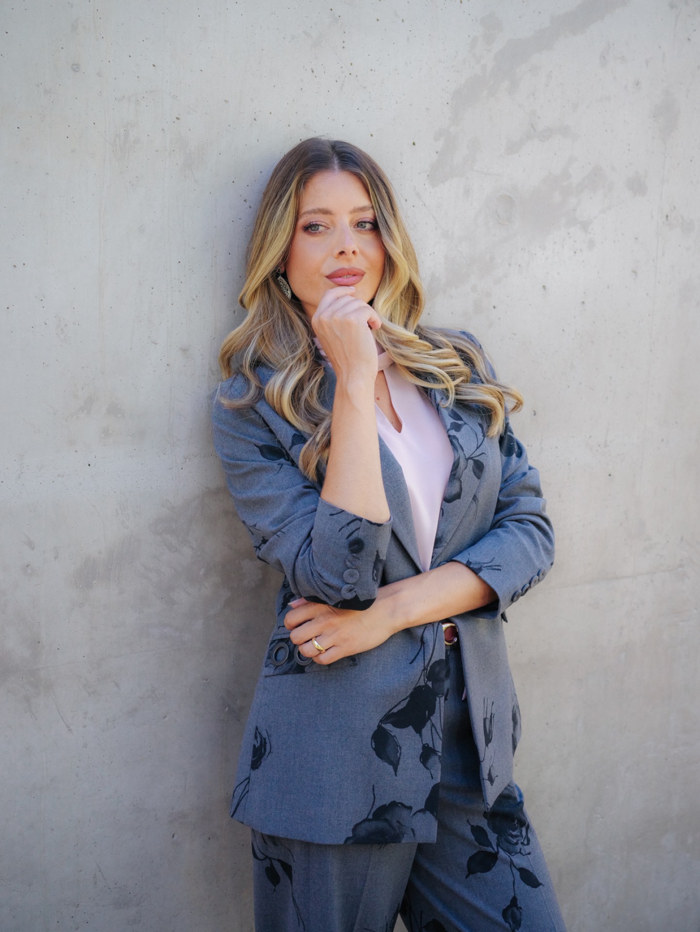 Maxi blazer with eyelets