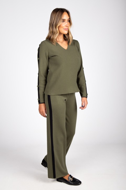 Knit pants with side stripe