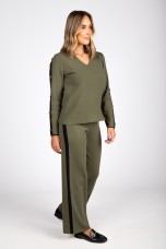 Knit pants with side stripe
