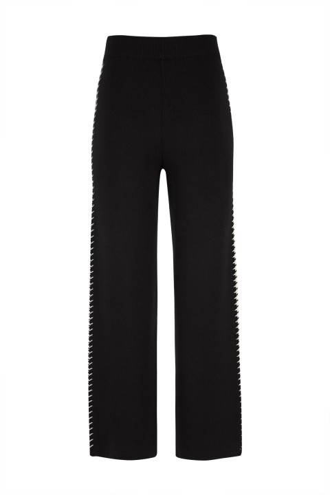 Knitted trousers with houndstooth stripe Knitted trousers with houndstooth stripe