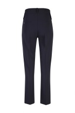Trousers with pockets and flaps