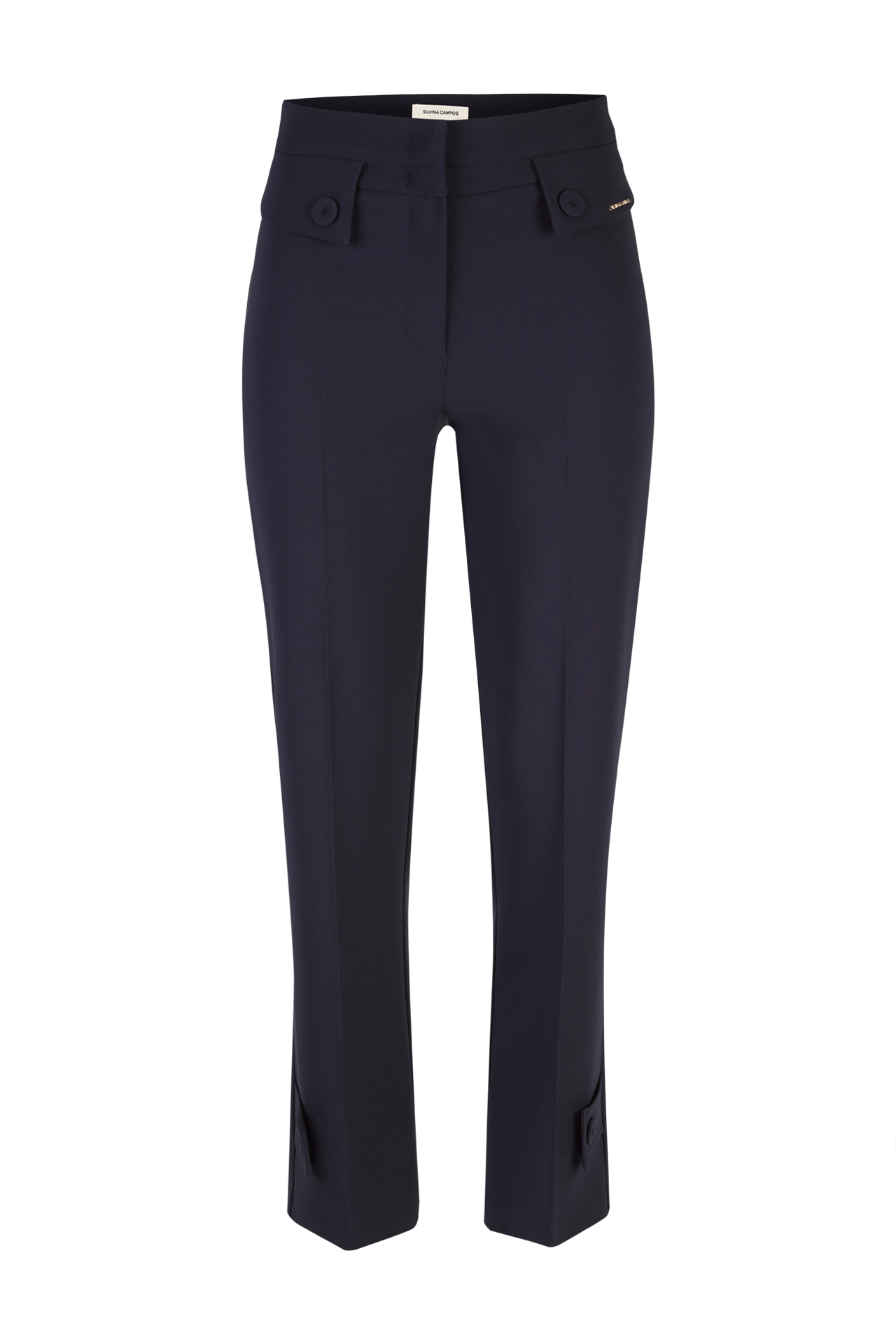 Trousers with pockets and flaps