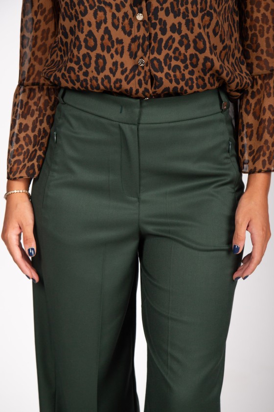 Wide-leg pants