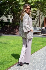 Jacquard knit cardigan with roses