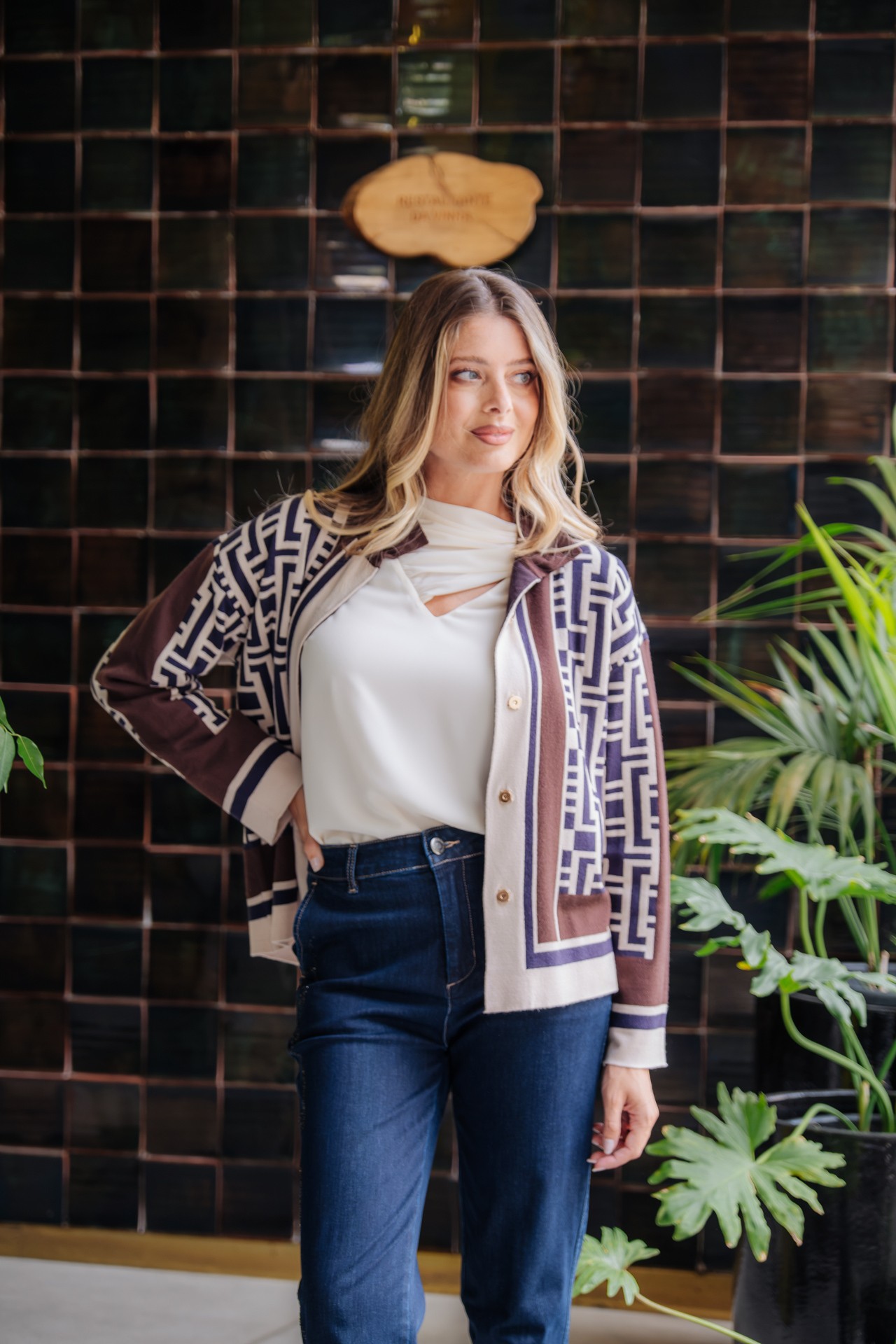 Geometric flared short jacket