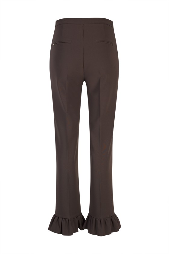 Ruffled trousers
