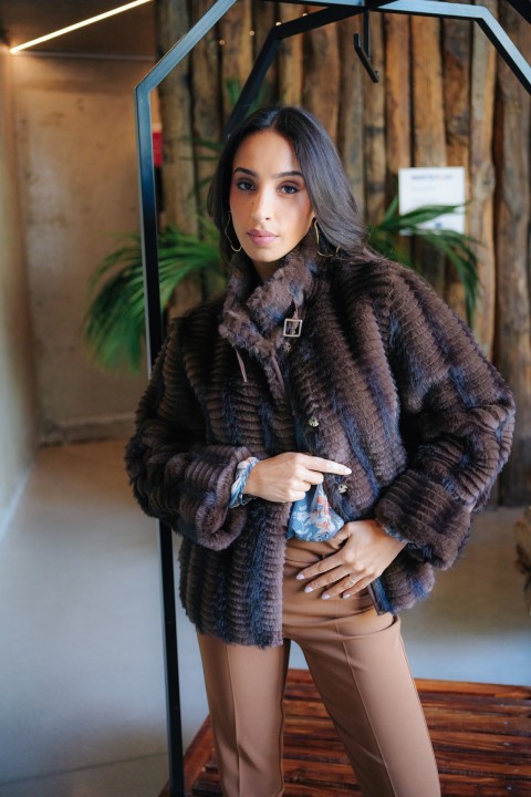 Ribbed faux fur jacket