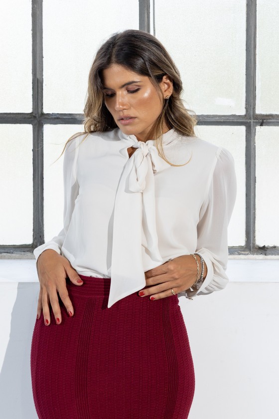 Tunic with a bow