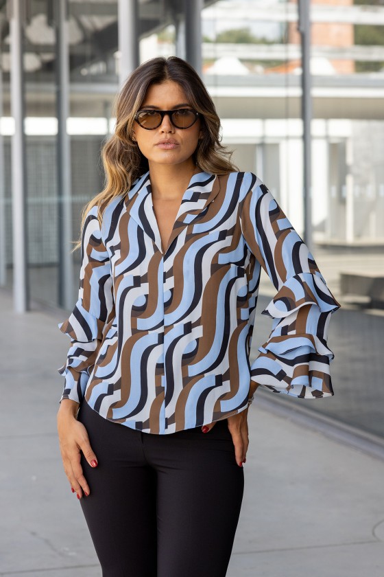 Printed tunic with ruffled sleeves