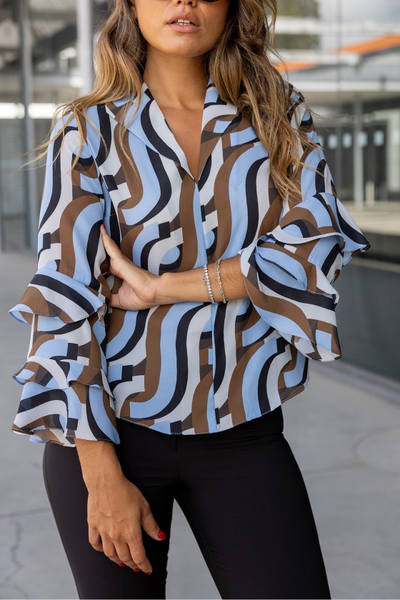 Printed tunic with ruffled sleeves