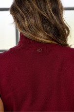 Sleeveless high-neck knit top