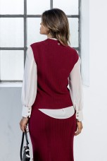 Jacquard knit vest with metal buttons
