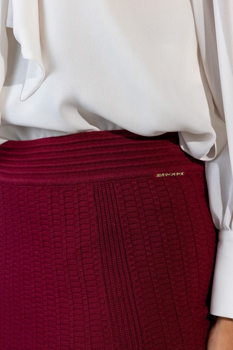 Long ribbed knit skirt