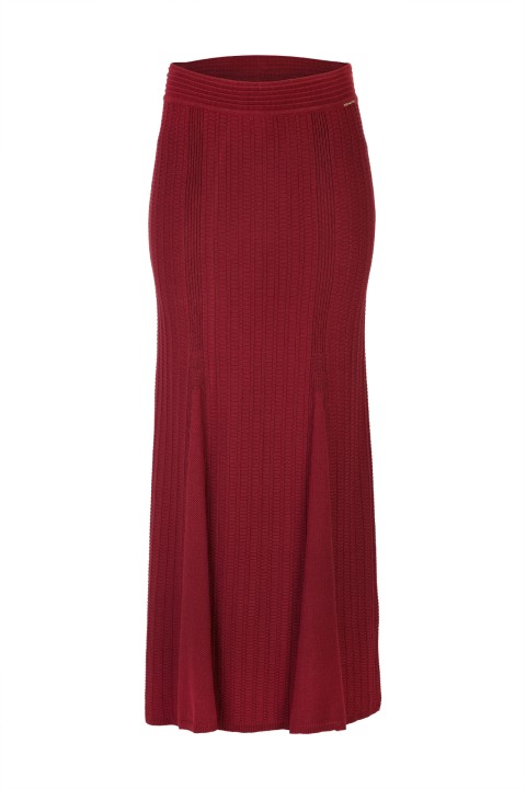 Long ribbed knit skirt