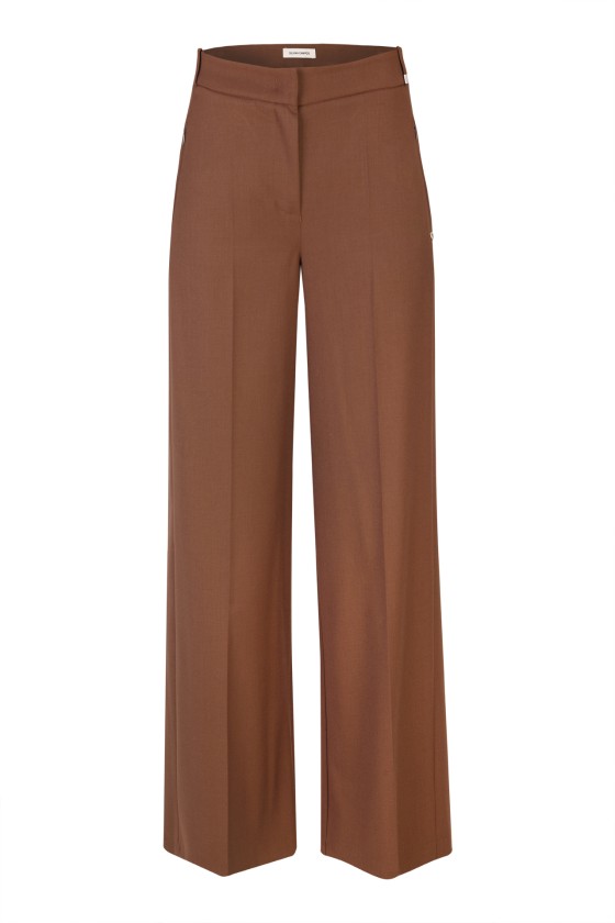 Wide-leg pants
