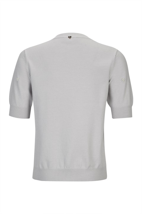 Short-sleeved blouse with pearls