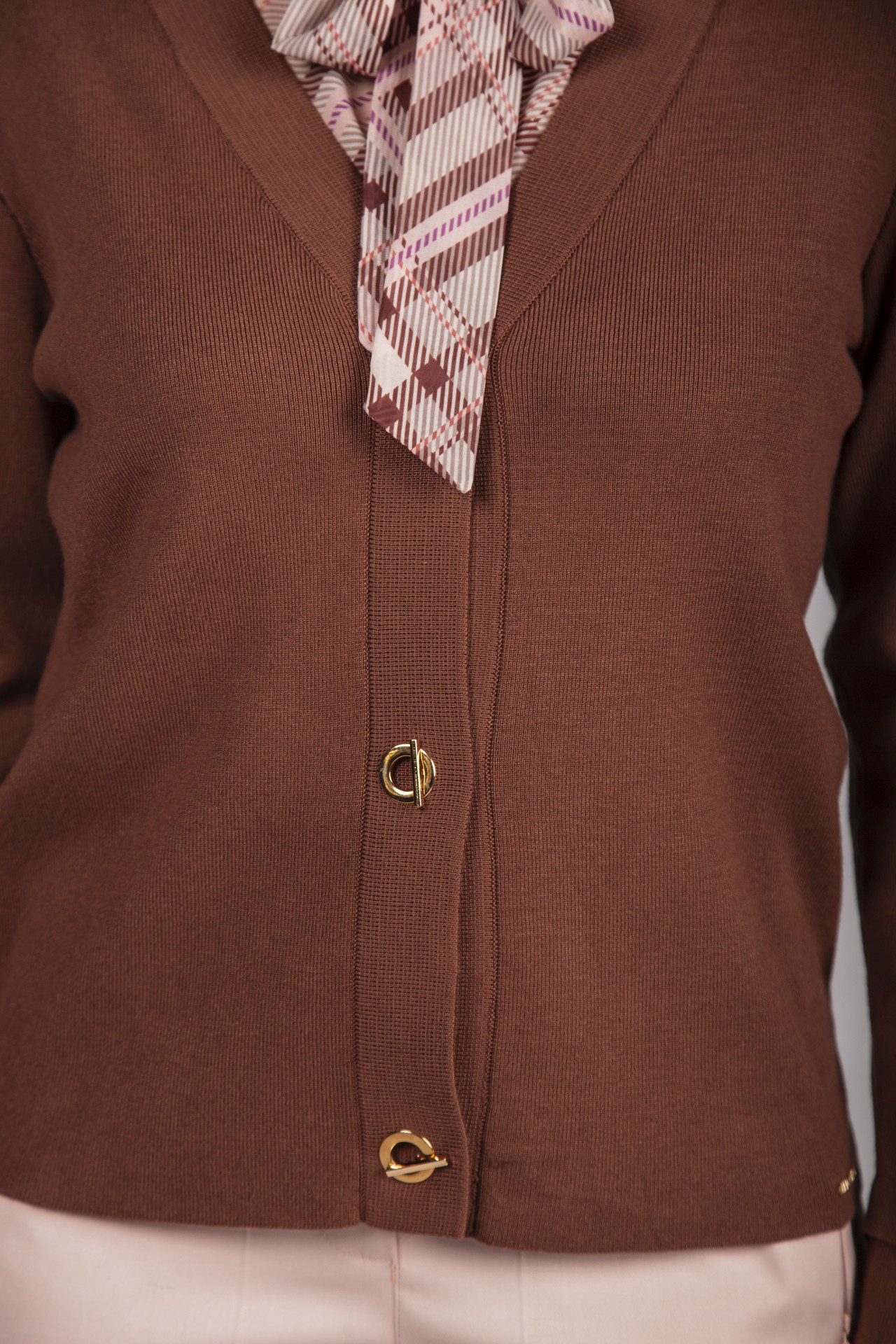 Knit cardigan with eyelet buttons