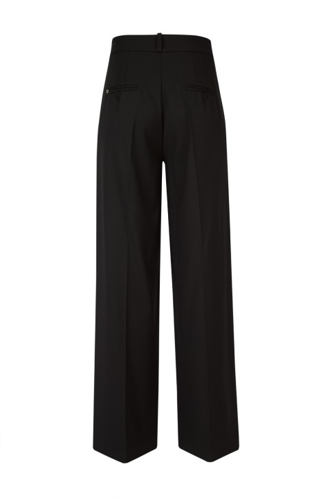 Wide-leg pants