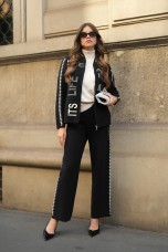 Knitted trousers with houndstooth stripe